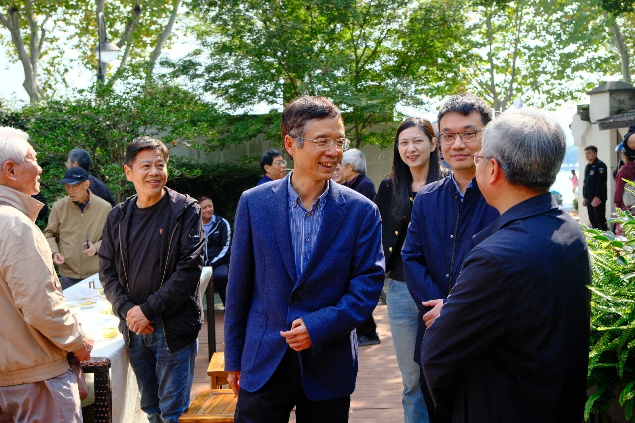 1761894856176649Tdin.jpg 1761894856176649Tdin.jpg