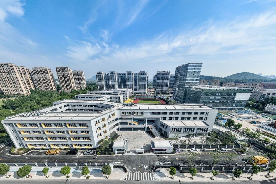 1764900013302567J2Ow.jpg 1764900013302567J2Ow.jpg