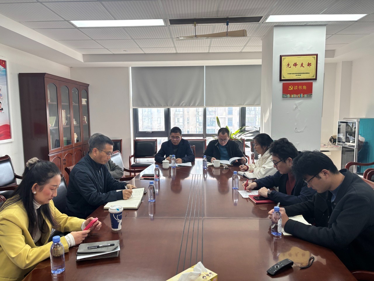 1765269479641470JU1q.jpg 1765269479641470JU1q.jpg